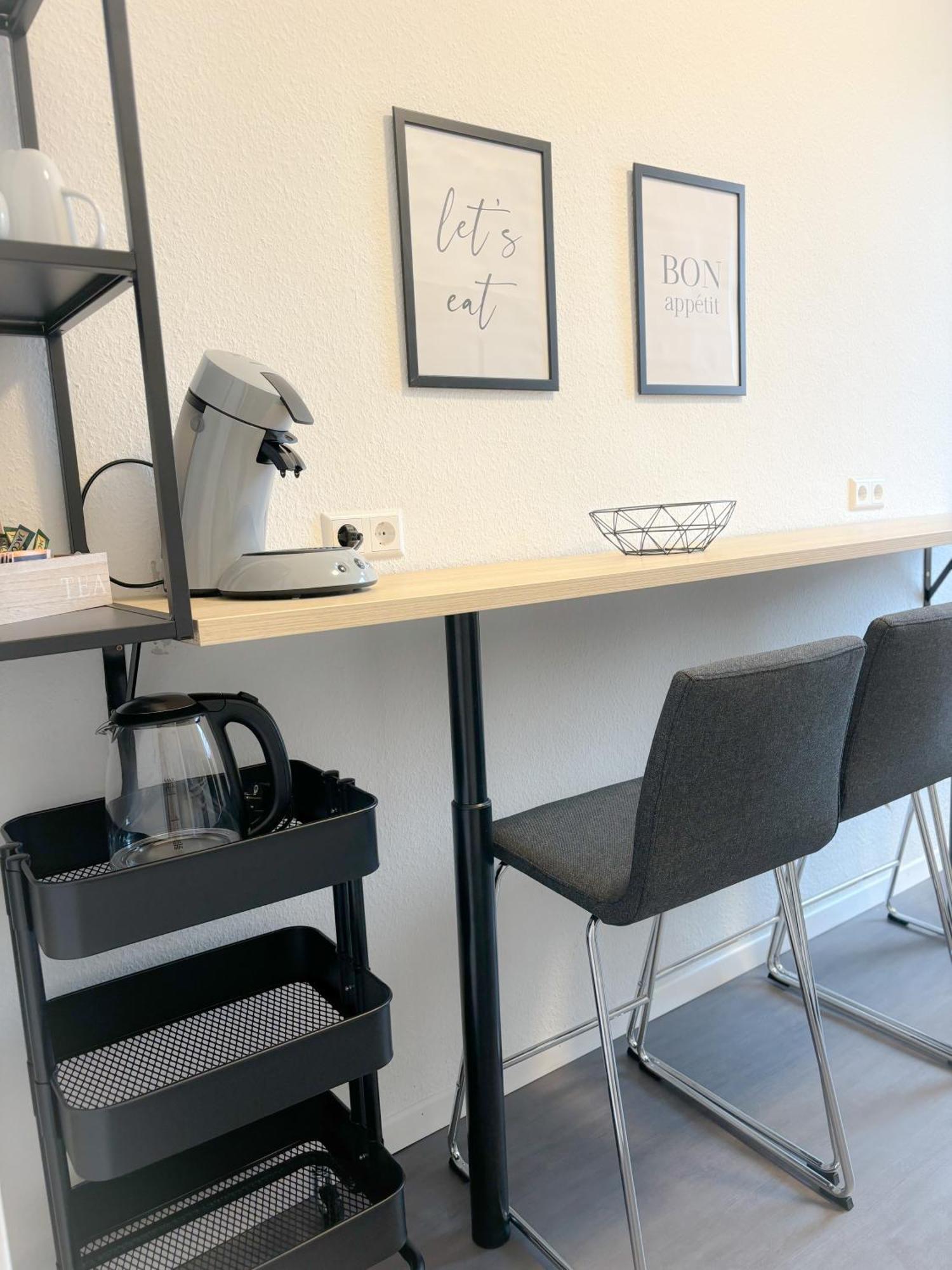 Helles City Apartment Fuer Familien & Gruppen Neu-Ulm Ngoại thất bức ảnh